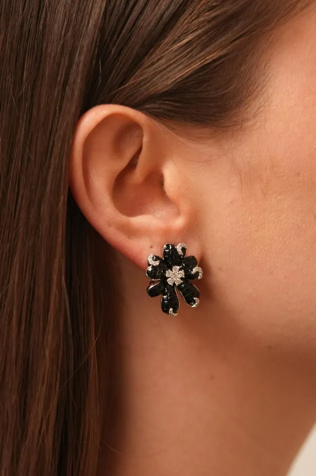 Attrangi Rings Diana Floral Overlay Diamond Studs Invisible Setting