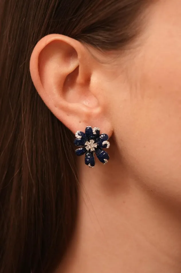 Attrangi Rings Diana Floral Overlay Diamond Studs Invisible Setting Attrangi Rings Diana Floral Overlay Diamond Studs Invisible Setting