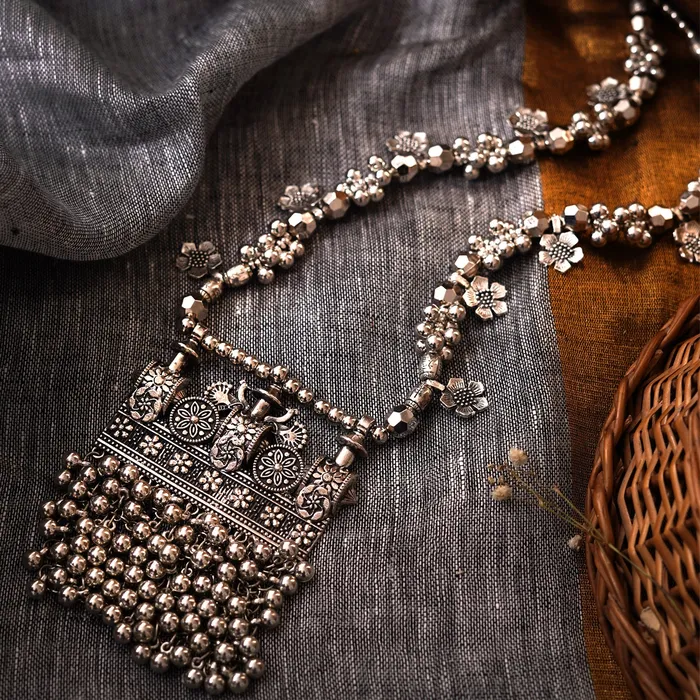 Necklaces Teejh Teejh Nihan Silver Oxidised ghungroo Long necklace