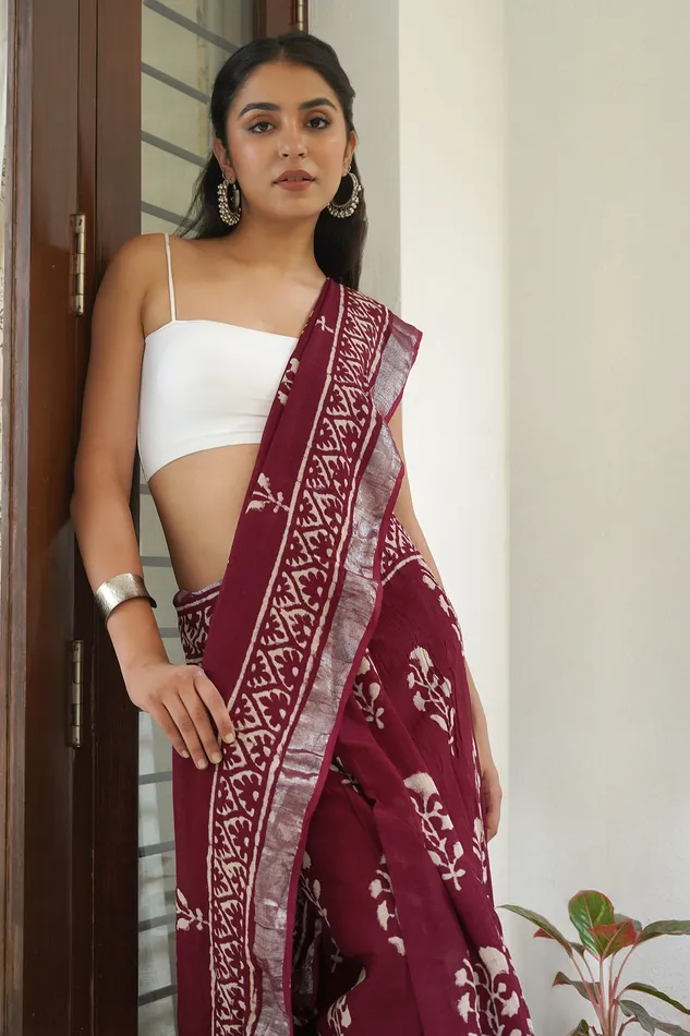 Teejh Earrings Teejh Saraswati Linen Saree