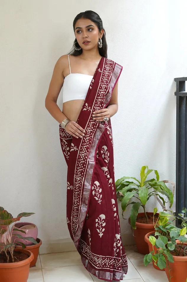 Teejh Earrings Teejh Saraswati Linen Saree