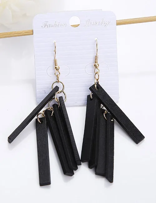 02 Earrings E1421 Black Wooden Tassel Earrings