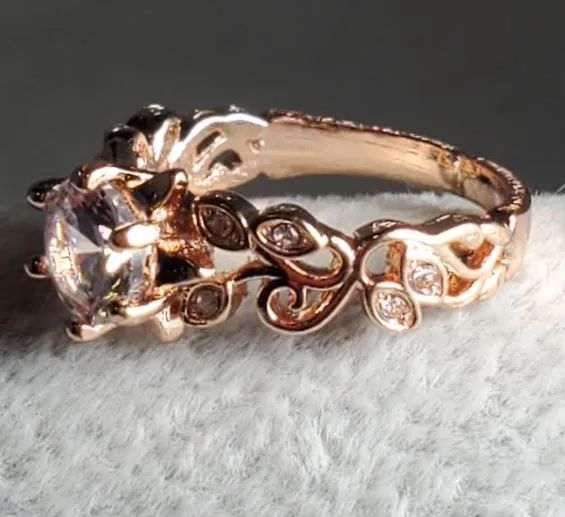 alice Rings R133 Rose Gold Flower Design Ring