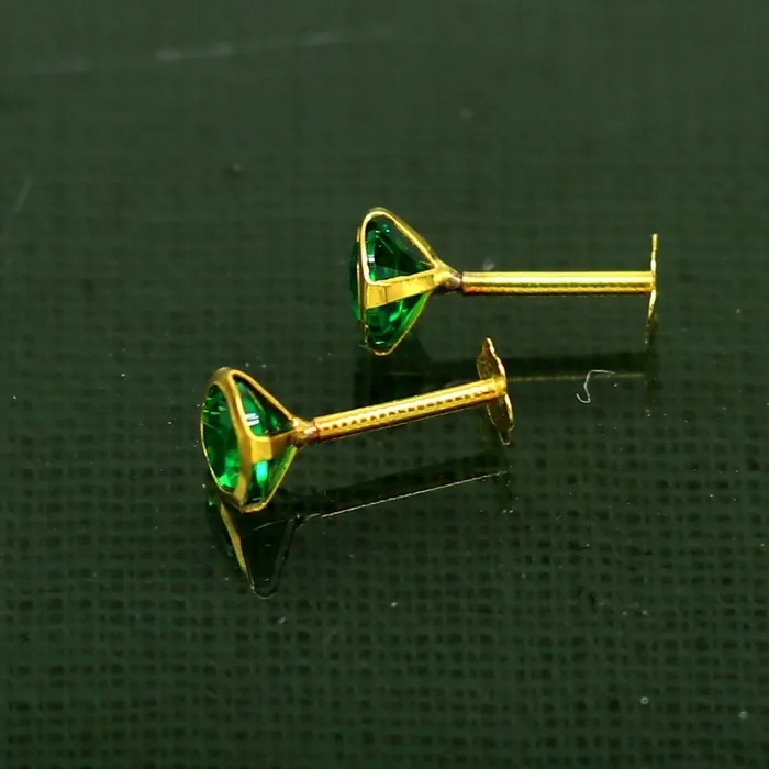 Earrings TRIBAL ORNAMENTS 4mm 18k yellow gold handmade fabulous green cubic zircon stone excellent antique vintage design stud earrings pair unisex jewelry er115 Earrings TRIBAL ORNAMENTS 4mm 18k yellow gold handmade fabulous green cubic zircon stone excellent antique vintage design stud earrings pair unisex jewelry er115