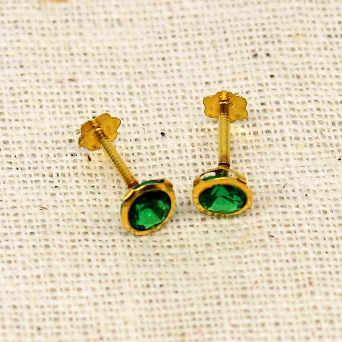 Earrings TRIBAL ORNAMENTS 4mm 18k yellow gold handmade fabulous green cubic zircon stone excellent antique vintage design stud earrings pair unisex jewelry er115