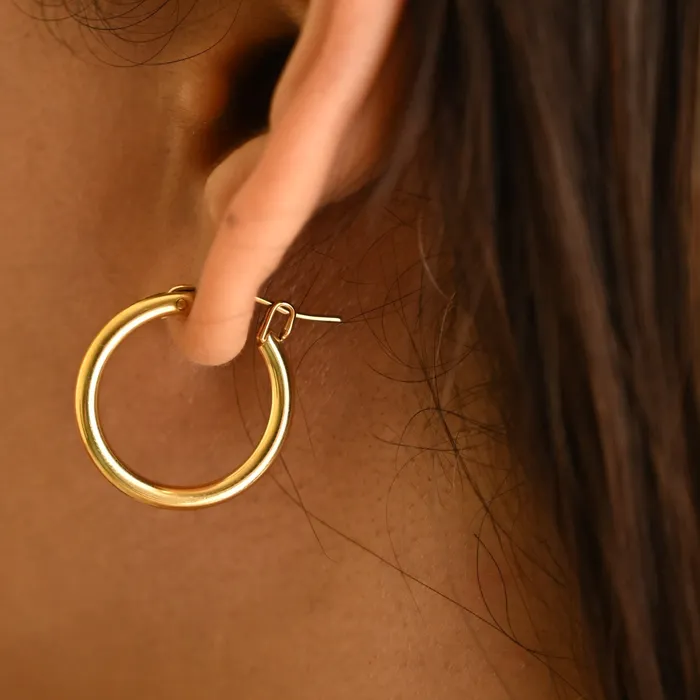 Jewelvers Earrings 14K GoldFilled Small Hoop Earrings 22MM Jewelvers Earrings 14K GoldFilled Small Hoop Earrings 22MM