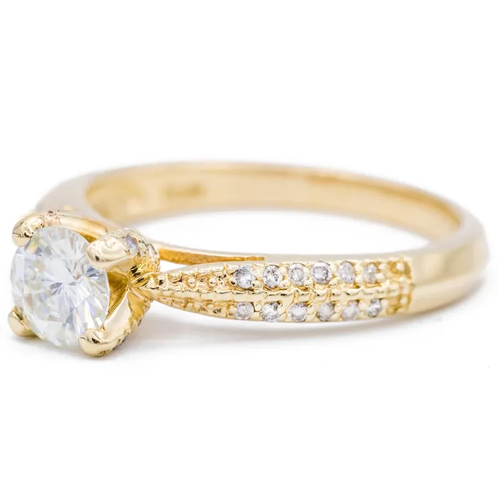 Rings Fire Brilliance 6mm Moissanite Accent Diamond 14K Yellow Gold Engagement Ring 1 Carat Total Weight