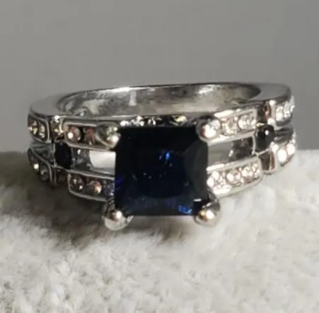 Rings R615 Silver Royal Blue Square Gemstone Ring alice