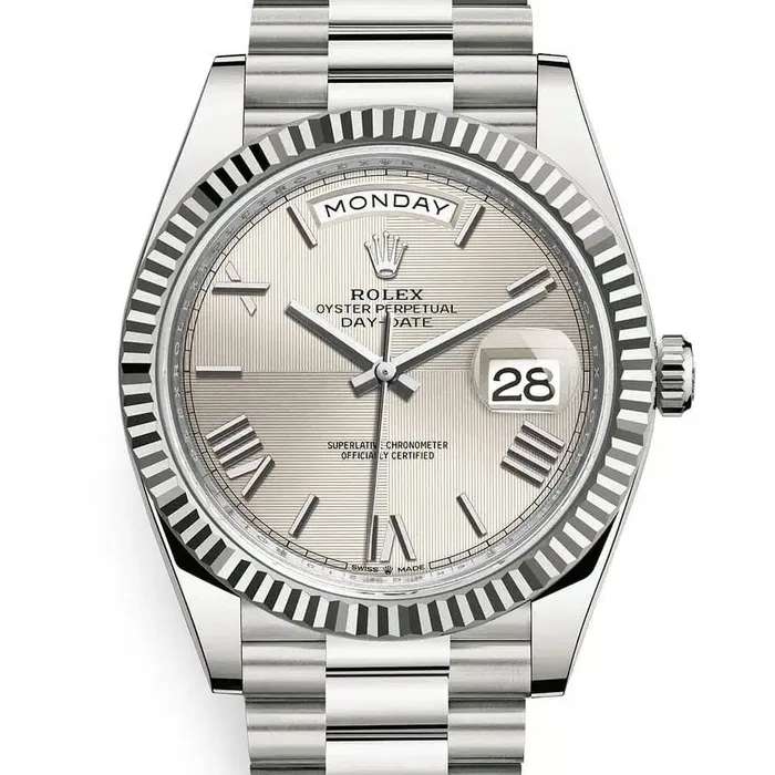 Bracelets Rolex Rolex Day Date 40mm Ref 2282390006 Silver Quadrant Motif Roman Dial Fluted Bezel 18K White Gold President Bracelet Mens Watch