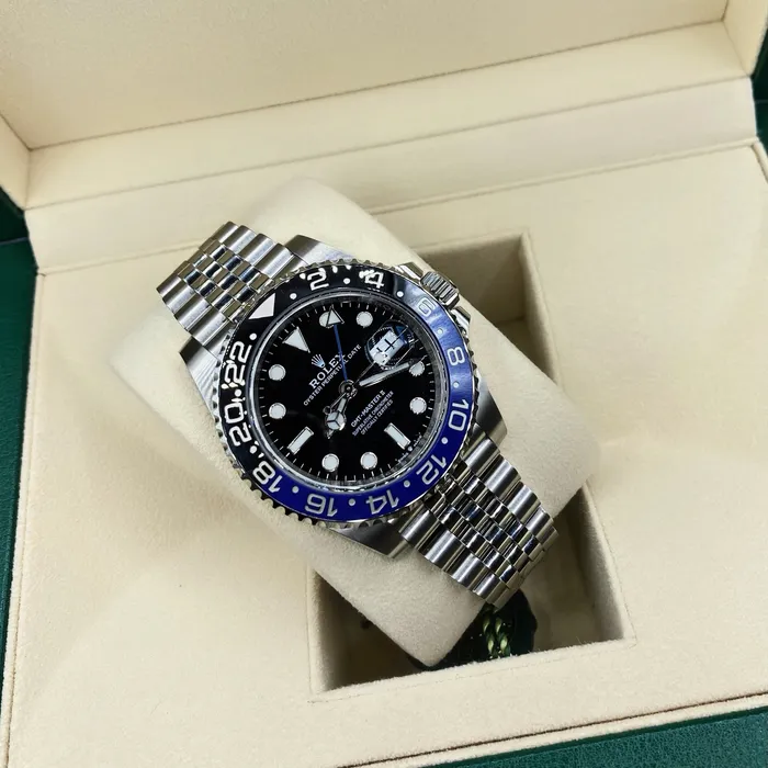 Bracelets Rolex Rolex GMTMaster II Batgirl 40mm Ref 126710blnr0002 Black Dial Black Blue Bezel Stainless Steel Jubilee Bracelet Mens Watch