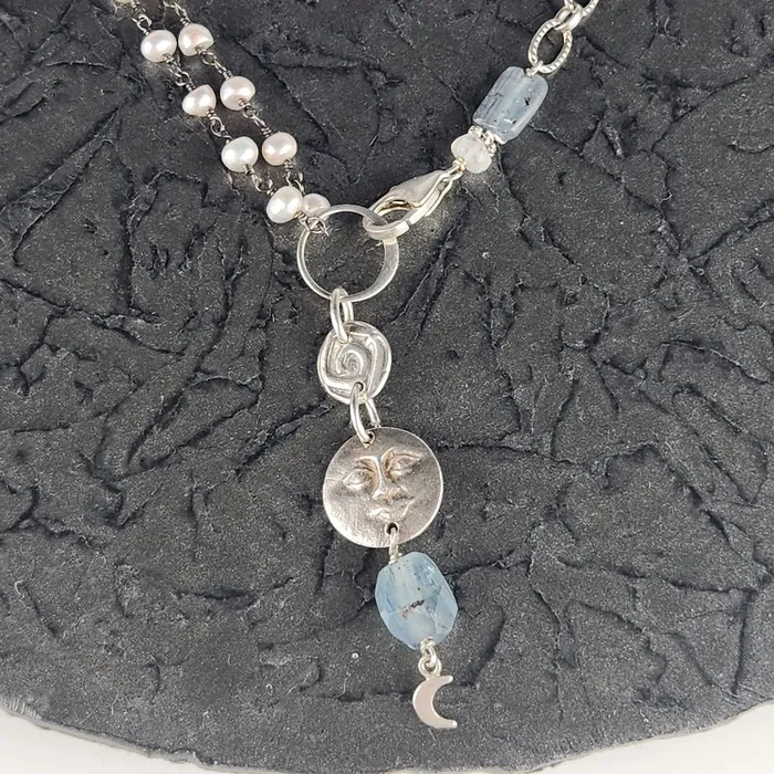 DAKOTA MOON Necklaces Silver Moonface Necklace