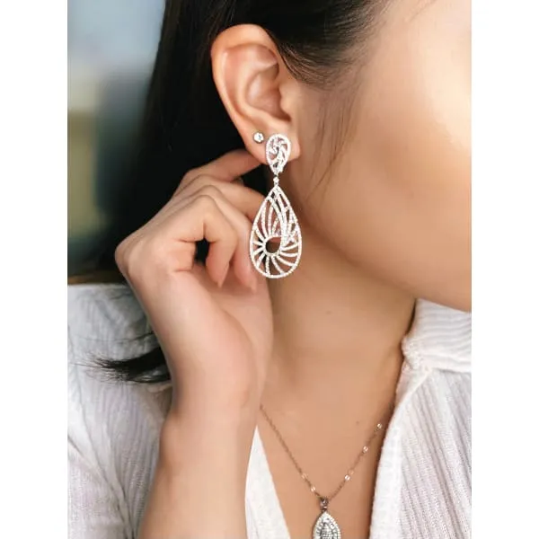 Diamond Source NYC Earrings Stunning 18k White Gold Chandelier Earrings with Round Diamonds 485ct Diamond Source NYC Earrings Stunning 18k White Gold Chandelier Earrings with Round Diamonds 485ct