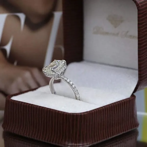 Diamond Source NYC Rings Vintage Engagement Ring Set in 18K White Gold 506ct tw Emerald Cut Round Brilliant Natural Diamonds Diamond Source NYC Rings Vintage Engagement Ring Set in 18K White Gold 506ct tw Emerald Cut Round Brilliant Natural Diamonds