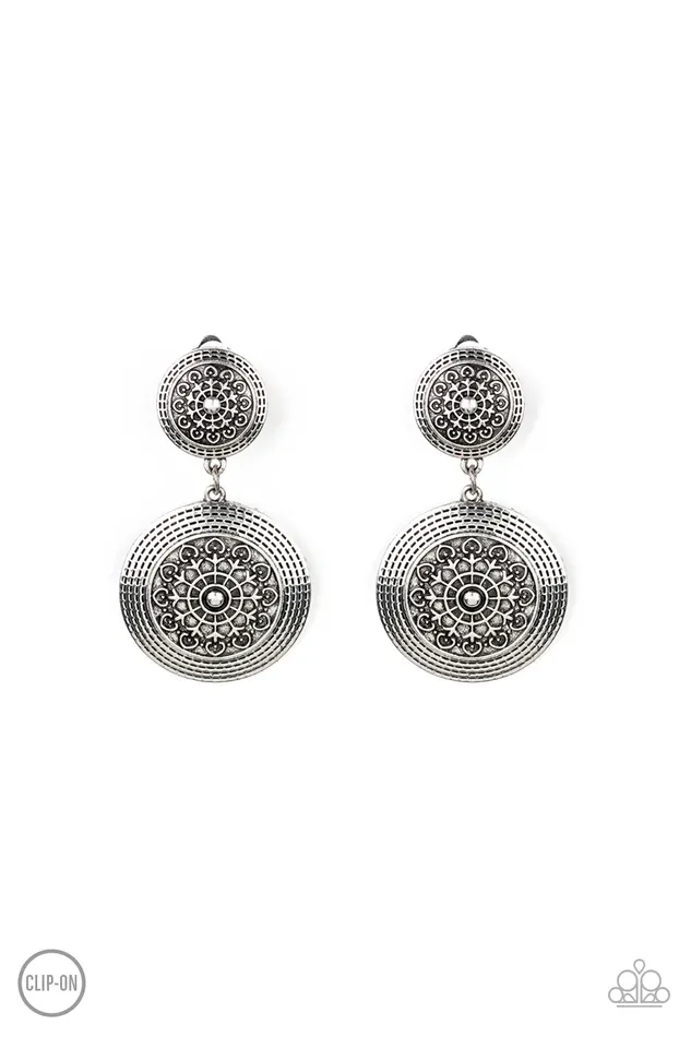 Earrings Paparazzi Jewelry Paparazzi Earring Magnificent Medallions Silver