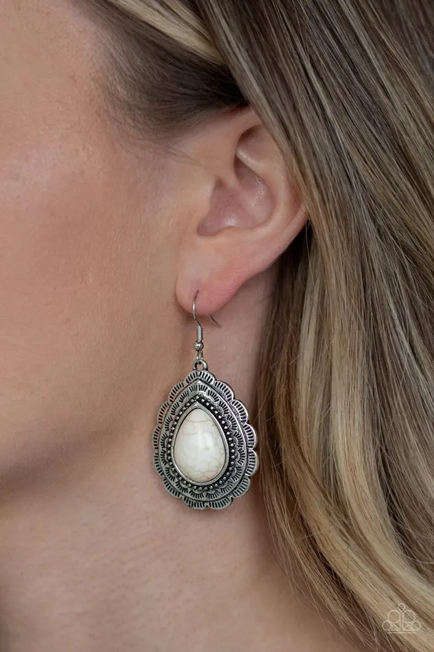 Earrings Paparazzi Jewelry Paparazzi Earring Mountain Mover White