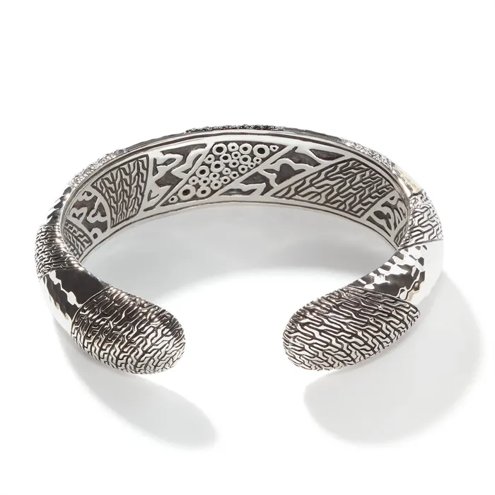 John Hardy Bracelets John Hardy Classic Chain Silver 18K Gold Hammered Cuff Bracelet wtreated Black Sapphire Black Spinel John Hardy Bracelets John Hardy Classic Chain Silver 18K Gold Hammered Cuff Bracelet wtreated Black Sapphire Black Spinel