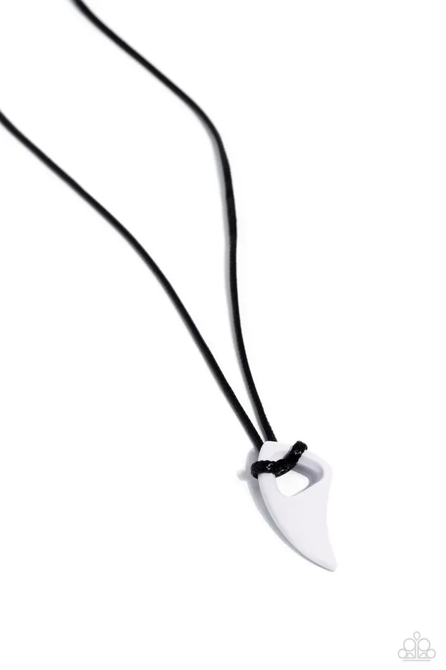 Necklaces Paparazzi Jewelry Paparazzi Necklace Summer Shark White Necklaces Paparazzi Jewelry Paparazzi Necklace Summer Shark White