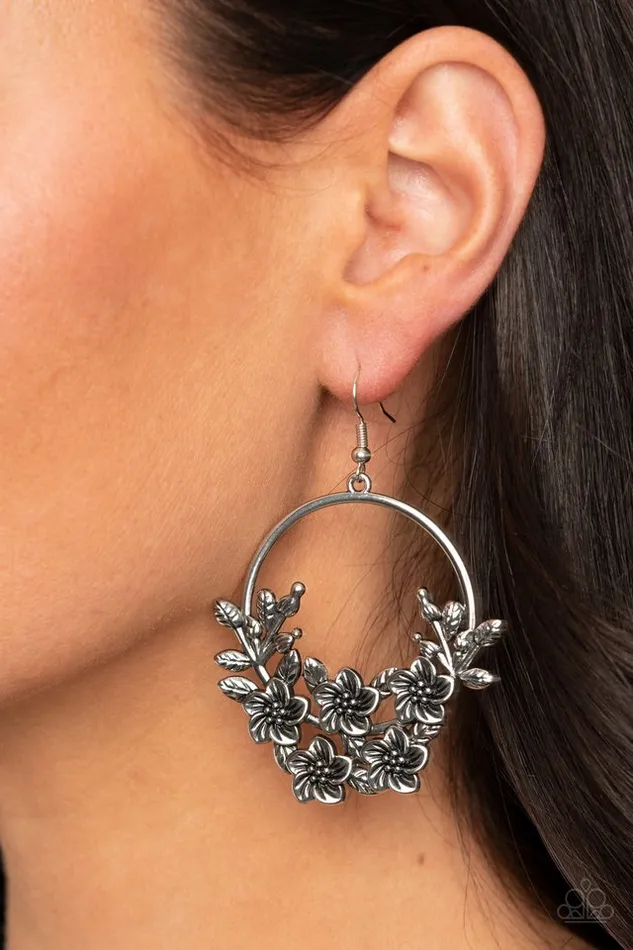 Paparazzi Earring Eden Essence Silver Paparazzi Jewelry Earrings