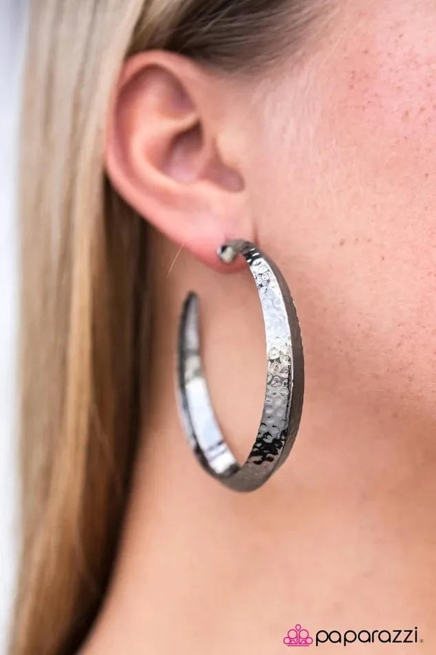 Paparazzi Earring Jungle To Jungle Black Paparazzi Jewelry Earrings