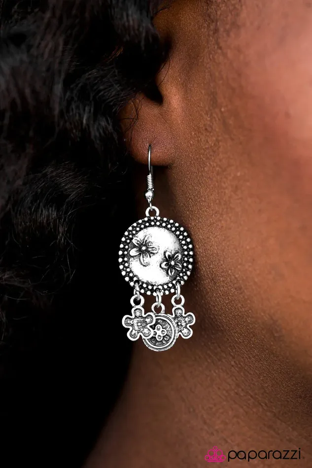 Paparazzi Earring Life Could Be A GLEAM Silver Paparazzi Jewelry Earrings