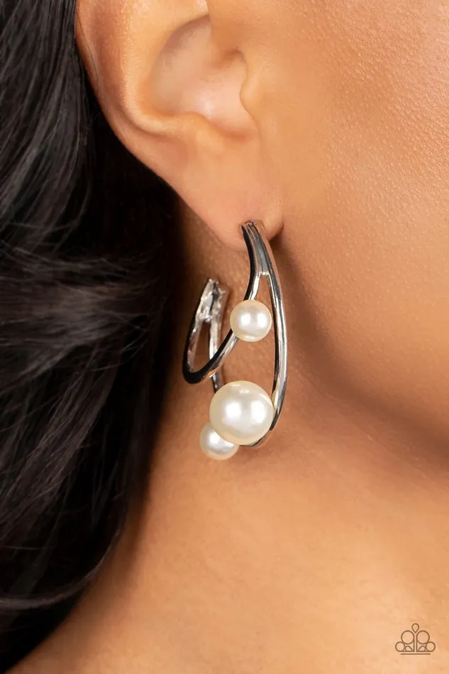 Paparazzi Earring Metro Pier White Paparazzi Jewelry Earrings