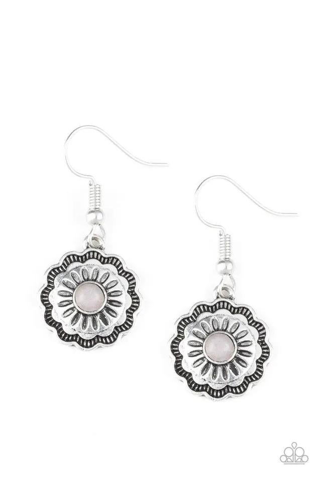 Paparazzi Jewelry Earrings Paparazzi Earring Badlands Buttercup Silver