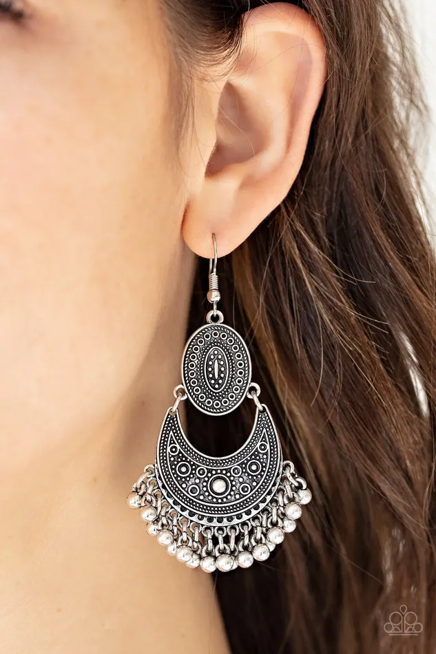 Paparazzi Jewelry Earrings Paparazzi Earring Western Trails Silver