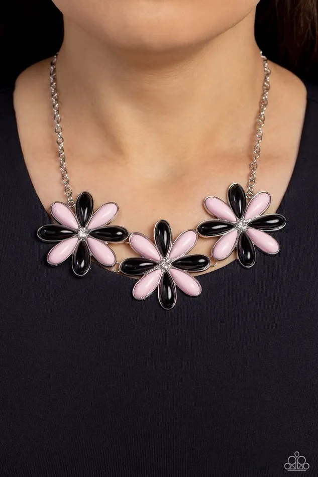 Paparazzi Jewelry Necklaces Paparazzi Necklace Bodacious Bouquet Black