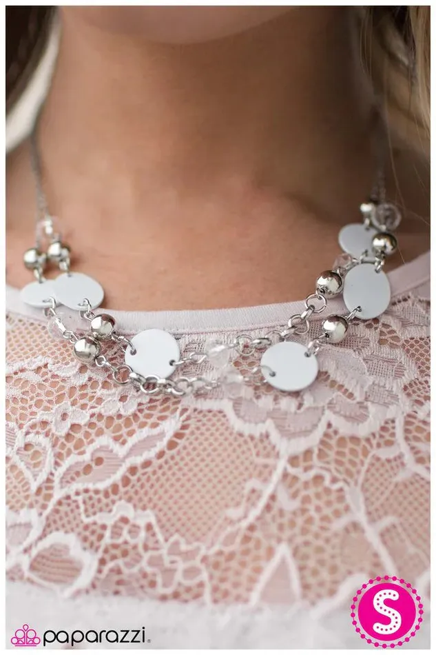 Paparazzi Jewelry Necklaces Paparazzi Necklace Bon Adventure White
