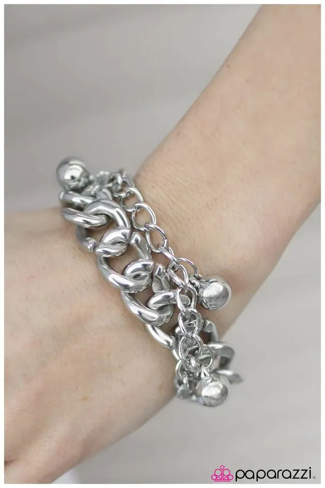 Paparazzi Jewelry Paparazzi Bracelet Contraband Silver Bracelets