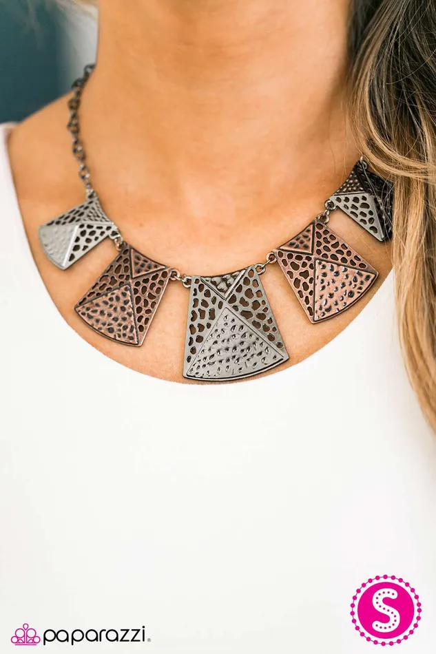 Paparazzi Jewelry Paparazzi Necklace Hail To The Chiefette Multi Necklaces
