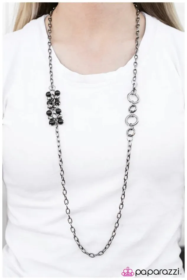 Paparazzi Jewelry Paparazzi Necklace On The Move Black Necklaces