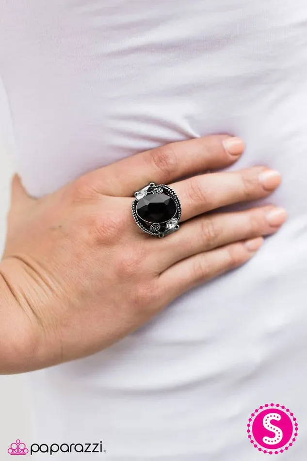 Paparazzi Jewelry Paparazzi Ring Big Talk Black Rings