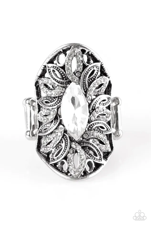 Paparazzi Jewelry Rings Paparazzi Ring Royal Essence White