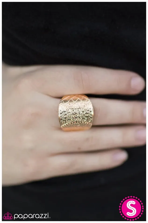 Paparazzi Ring A Change Of Scenery Gold Paparazzi Jewelry Rings