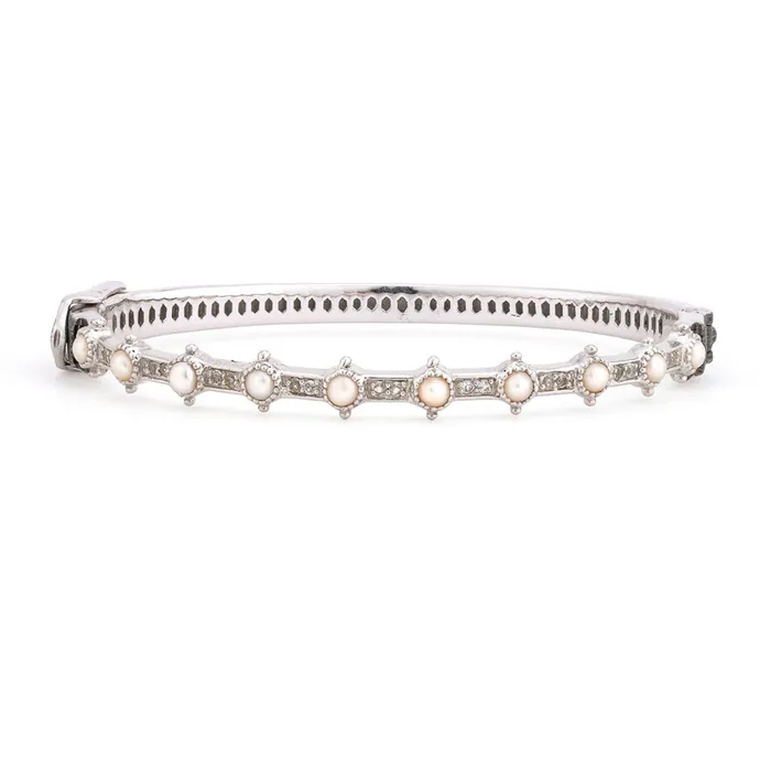 Rings Jude Frances Jude Frances Silver Delicate Lisse Pearl Bangle