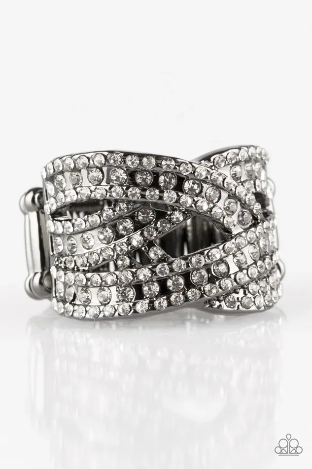 Rings Paparazzi Jewelry Paparazzi Ring Back On The Glitter Track Black