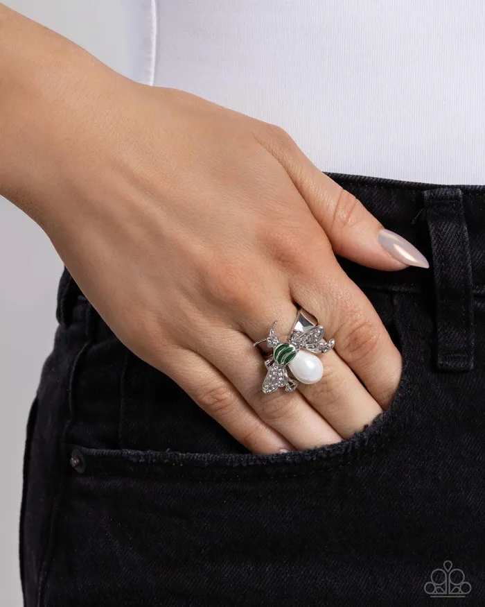 Rings Paparazzi Jewelry Paparazzi Ring BEEutiful Bling Green