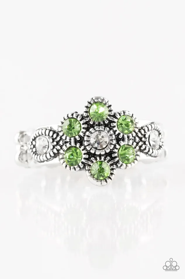 Rings Paparazzi Jewelry Paparazzi Ring Garland Glamour Green
