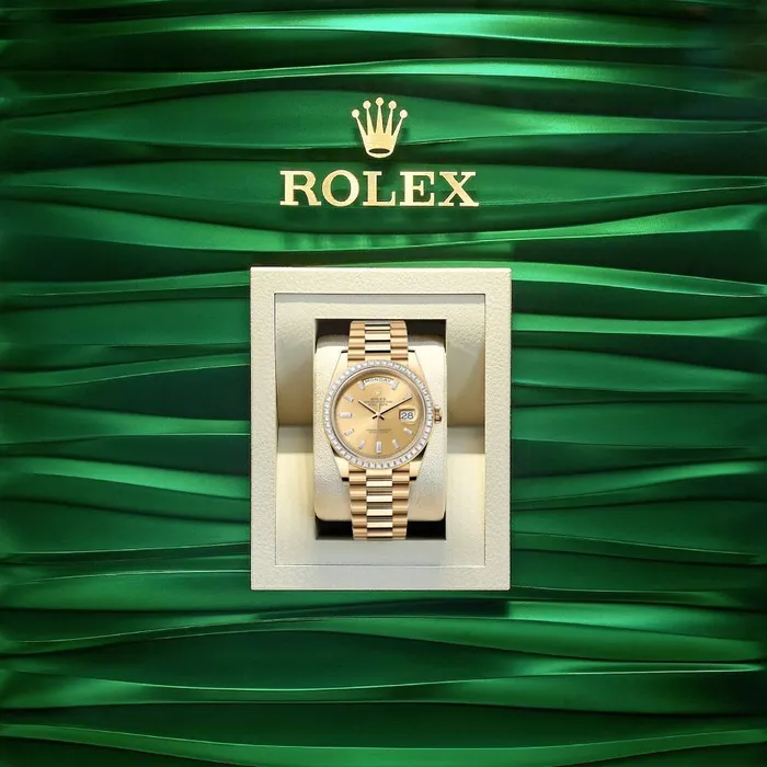 Rolex Bracelets Rolex Day Date 40mm Ref 228398tbr0002 Champagne Diamond Dial Diamond Bezel 18K Yellow Gold President Bracelet Mens Watch