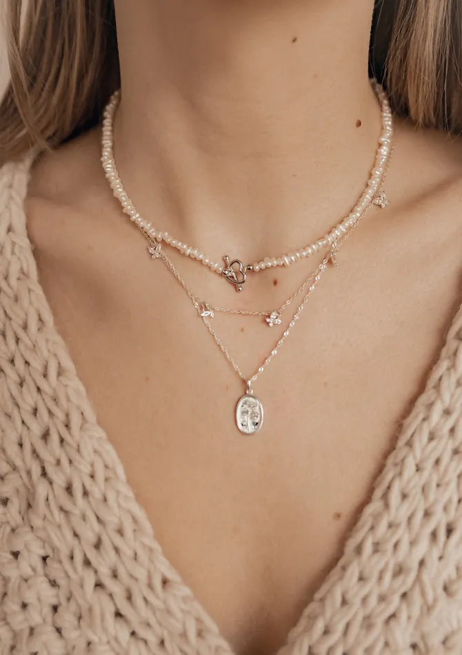 Hey Happiness Necklaces Oval Daisy Pendant Sterling Silver