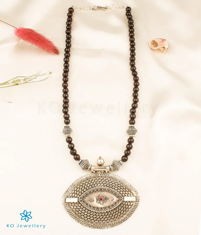 Jaipur Necklaces The Anaita Silver Beads Necklace Garnet