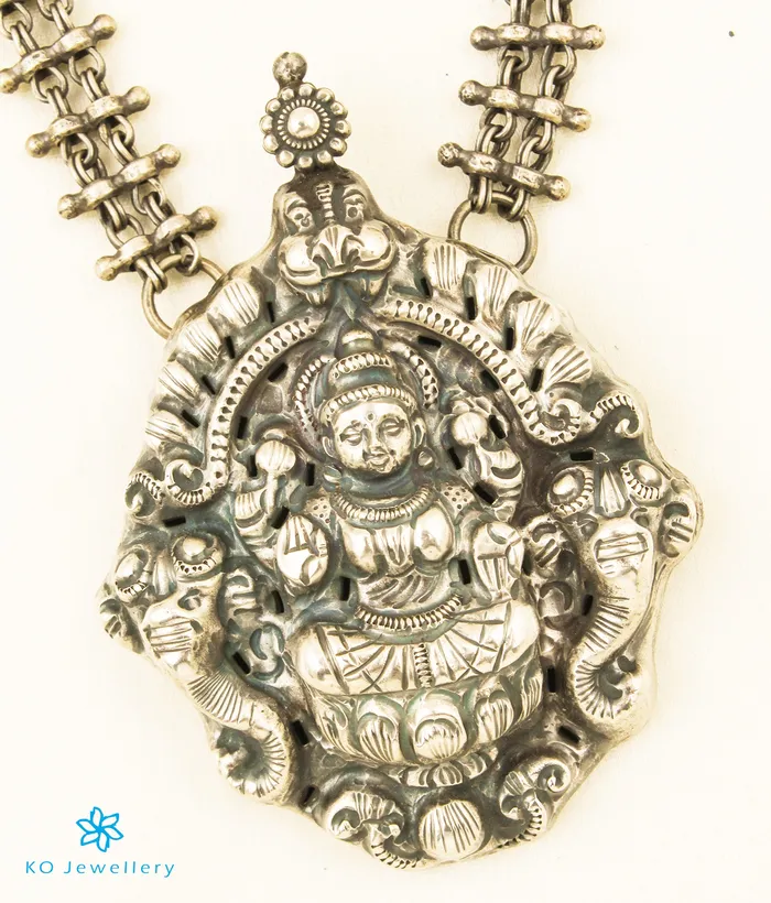 Necklaces Silversmith The Aadish Nakkasi Silver Lakshmi Necklace
