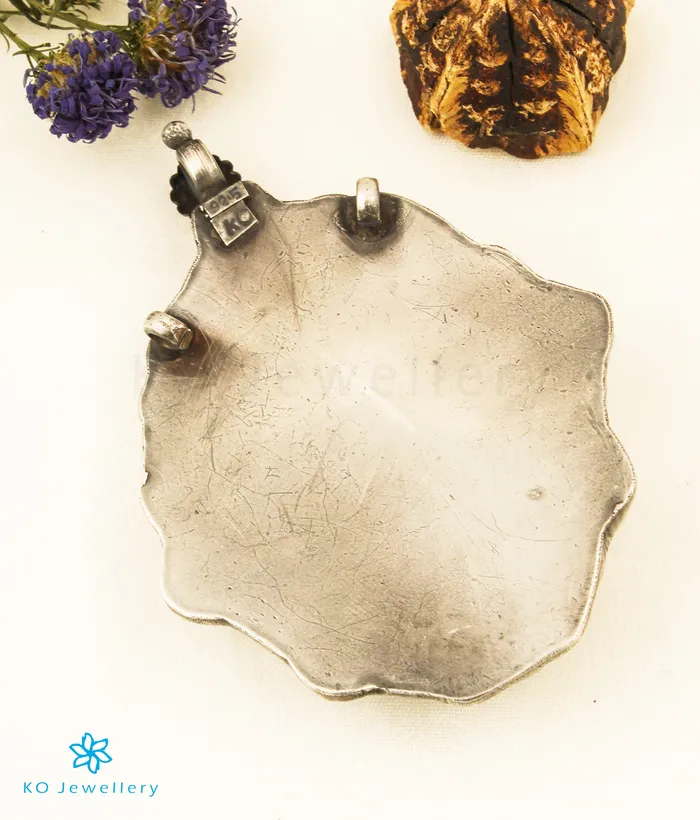 Necklaces Silversmith The Aadish Nakkasi Silver Lakshmi Necklace