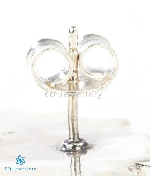 Necklaces Silversmith The Mahika Kempu Necklace PearlOxidised