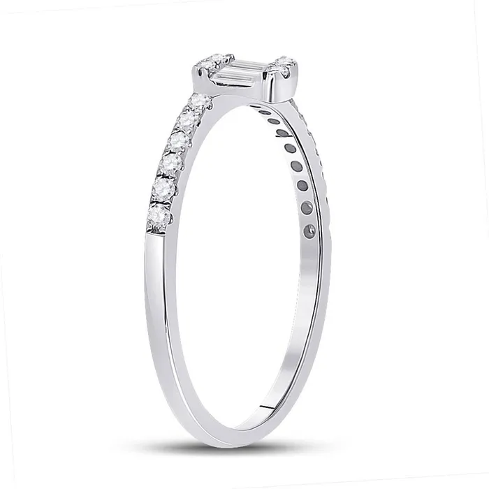 Rings GND GND 14Kt White Gold Womens Baguette Diamond Band Ring 14 Cttw Size 7 Rings GND GND 14Kt White Gold Womens Baguette Diamond Band Ring 14 Cttw Size 7