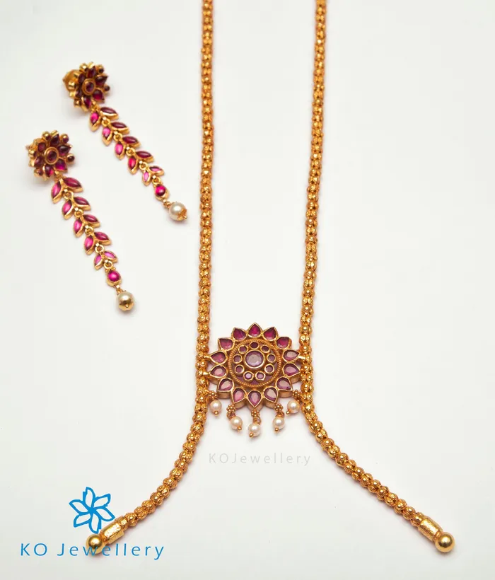 Silversmith Necklaces The Yukti Silver Kempu Necklace