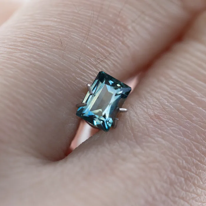 071CT RADIANT CUT MONTANA SAPPHIRE 566X419MM Anueva Jewelry Rings