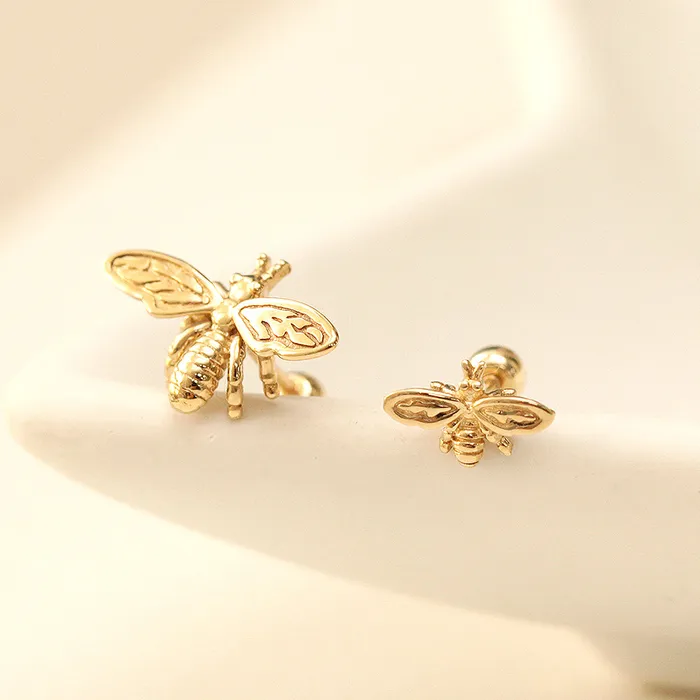 14K Gold Queen Baby Bee Cartilage Earring 20G18G16G MinimalBijoux Earrings