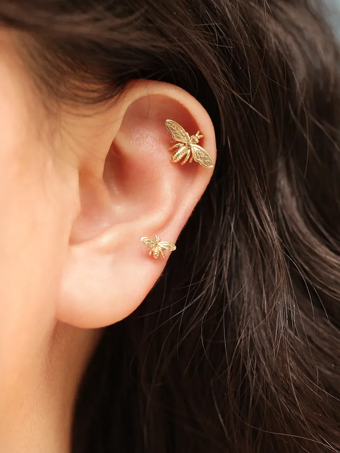 14K Gold Queen Baby Bee Cartilage Earring 20G18G16G MinimalBijoux Earrings